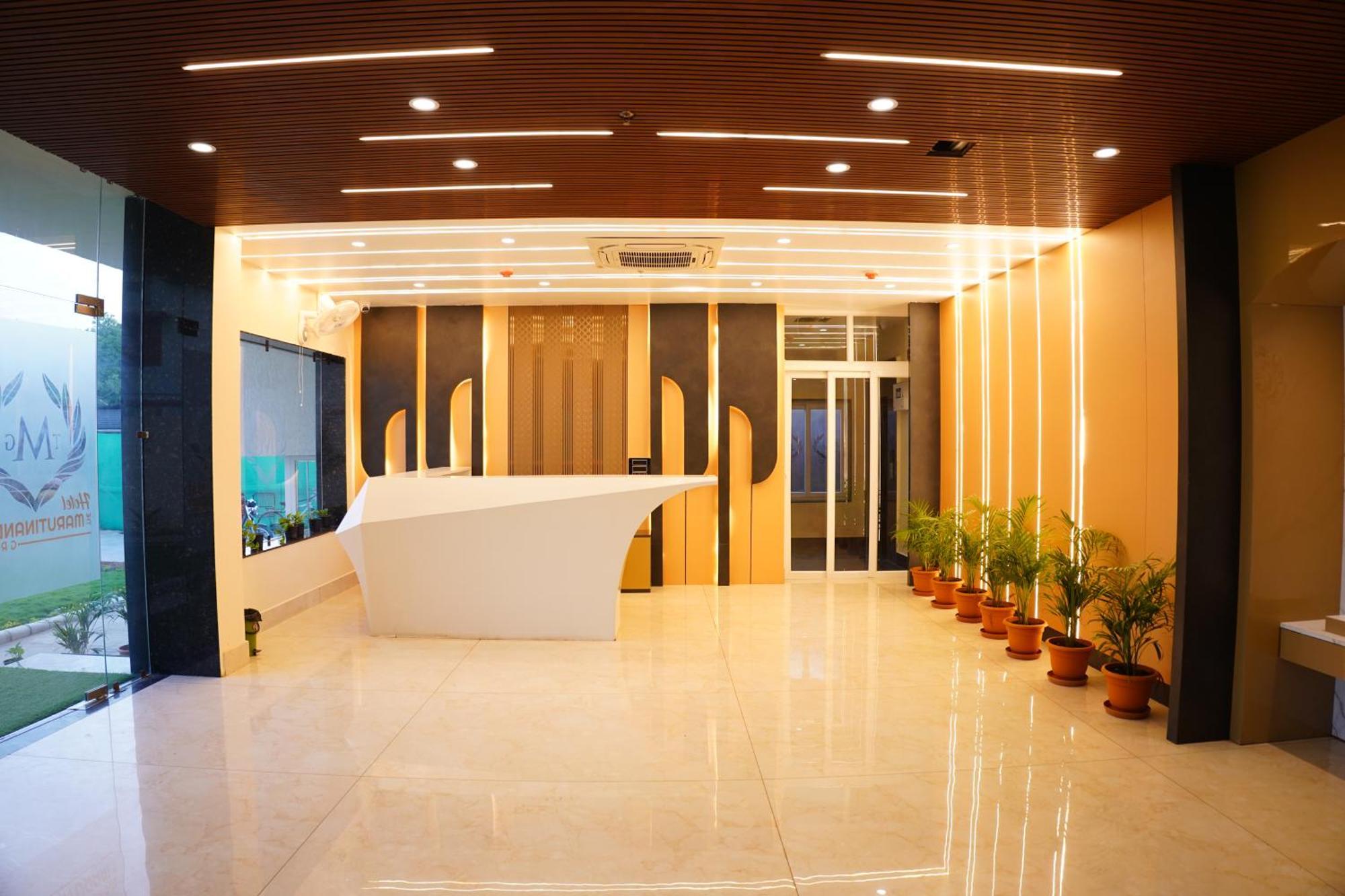 The Marutinandan Grand Hotel Deoghar Bagian luar foto